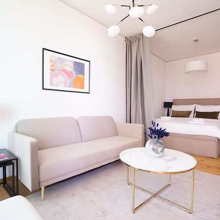 Boutique Studio With Terrace And Pool Wien Eksteriør billede