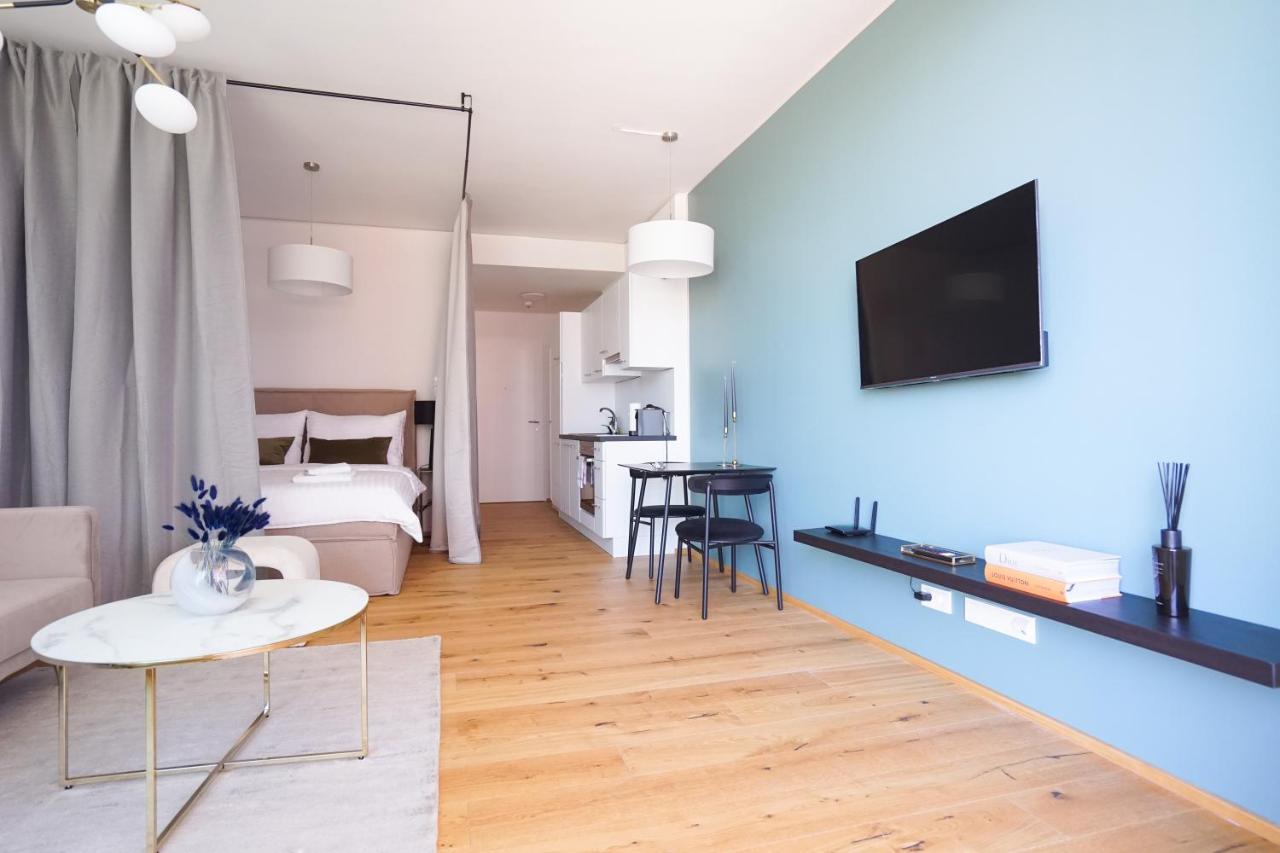 Boutique Studio With Terrace And Pool Wien Eksteriør billede